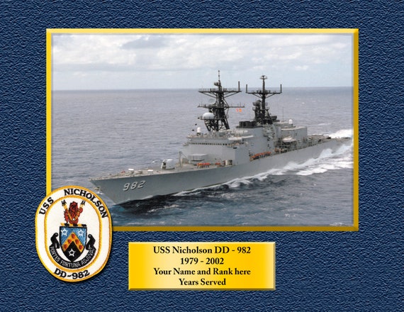 1970年代U.S. Navy（アメリカ海軍）輸送バス USS Pearl Harbor LSD-52 Custom Personalized 8.5 X 11 Print of US