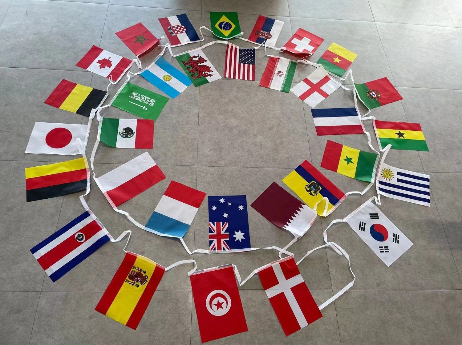 2022 Men's World Cup Country Name and Flags Paper Chain