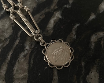 Art Deco silber Taschenuhrkette Chatelaine mit Pferde Münze