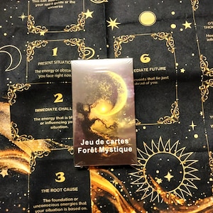 Oracle tarot forêt mystique, cartomancie, divination, guidance, wicca, pagan, rituels spirituels,
