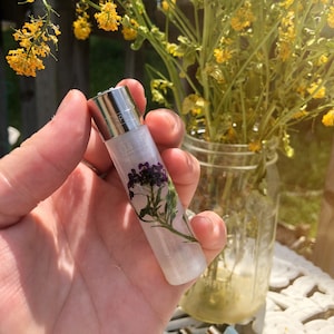 REAL FLOWER LIGHTER| clear refillable clipper lighter with real pressed wildflower