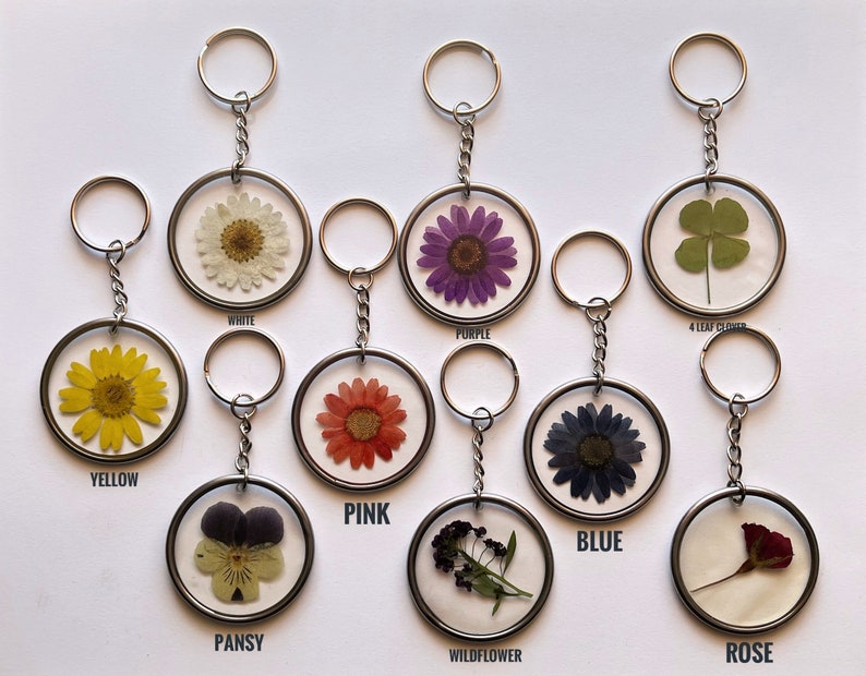 REAL FLOWER KEYCHAIN lucky keychain real pressed four leaf clover flower keychain image 4