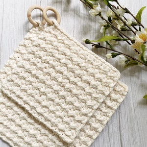 Even Moss Stitch Pot Holder Crochet Pattern 2 Sizes Made By Kaylee Knots Easy Kitchen Hot Pad Crochet Pattern Beginner Friendly image 10