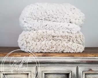 Softest Blanket Crochet Pattern | Faux Fur Blanket | Beginner Friendly | Made by KayleeKnots