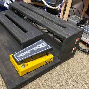 26 &quot;X 16&quot; 3 Tiered Pedal Board