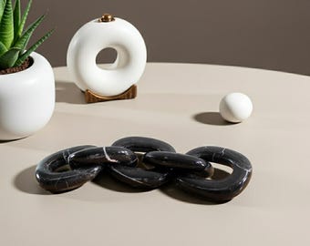 Black Marble Decorative Chain: Gifting Pure Elegance