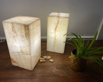 Bright Natural Onyx Table Lamp, 12" & 16" - A cube of light