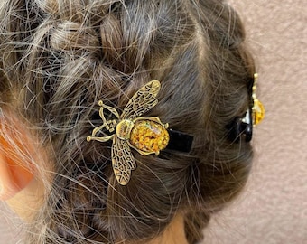 Bee Hair Clip Bee Bobby Pins Vintage Hair Clip Gift for Her Baby Girl