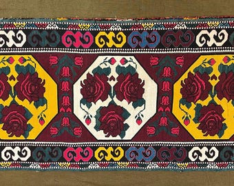 Tapiz de pared antiguo de seda Lakai uzbeka hecho a mano