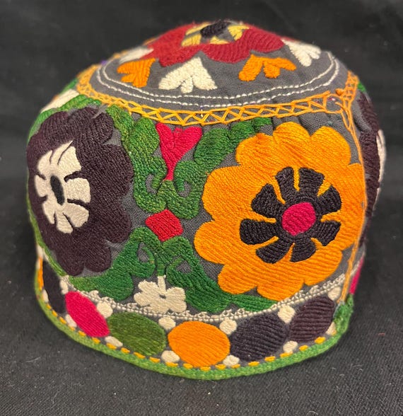 Traditional Antique Handmade Uzbekistan Silk Embroideri 