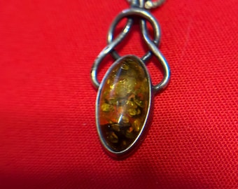 Beautiful Sterling Silver 925 Amber Celtic Knot 24” Necklace