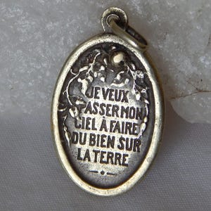Antique Religious Saint Therese Catholic Medal #41