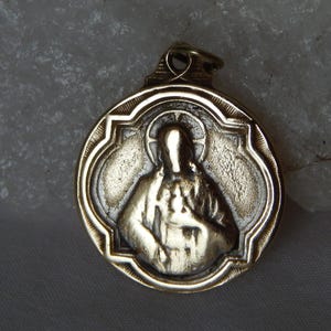 Antique Our Lady of Mount Carmel Medal, Virgo Carmeli, Sacred Heart of Jesus #219