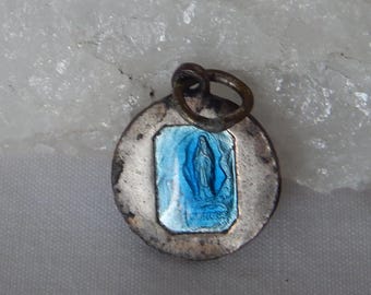 Medalla colgante vintage de esmalte azul María, de doble cara con Lourdes