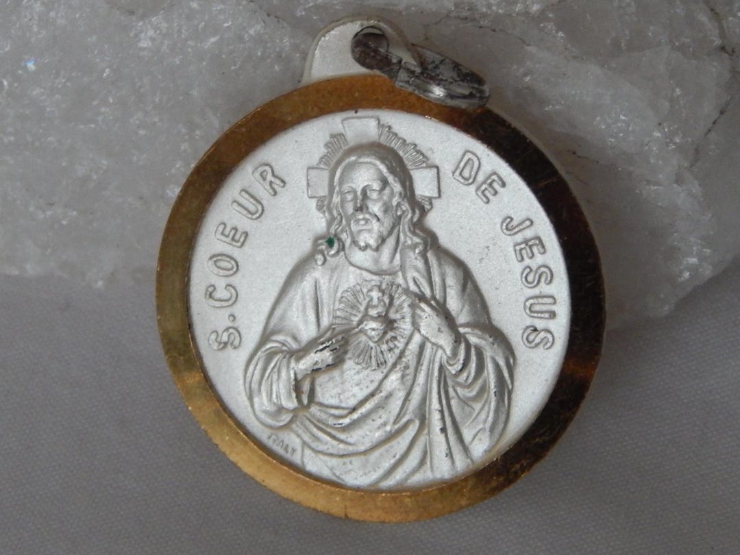 Vintage N.D Du Cap Our Lady of the Cape Sacred Heart of Jesus Medal #26 ...