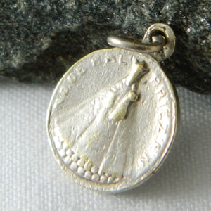 Tiny Antique Religious Notre Dame de Hal, Our Lady of Hal Medal #165