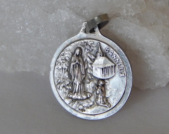 Vintage religieuze verzilverde Mary & Banneux-medaille