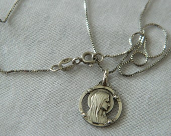 Vintage Art Nouveau Mazzoni Virgin Mary Silver Medal with .925 Silver Chain