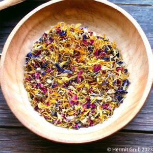 Confetti di fiori / Cibo per granchi eremiti