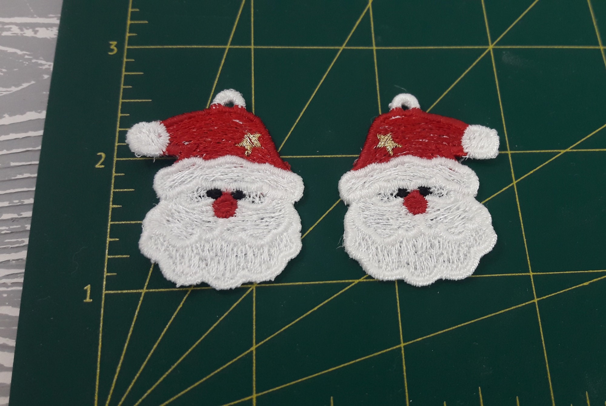 FSL Santa Earrings - Free Standing Lace Instant Download Machine ...