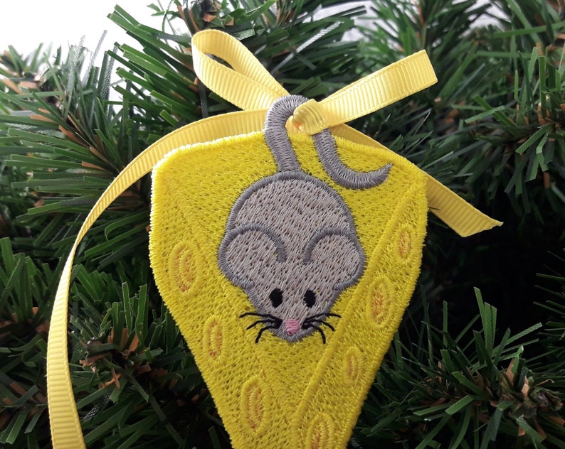 Free Standing Lace Instant Download Machine Embroidery Design 4\u04454 hoop FSL mouse on a piece of cheese