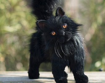 Hecho a pedido (~5 semanas), 33 cm - gato negro realista, persa, felpa de gato de Halloween, felpa de gato realista, retrato de gato negro, regalo de amante de los gatos