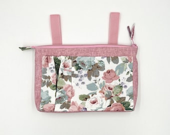 Rolstoelaccessoires roze bloemen: zijtas armleuning met rits en vakken, stijlvolle mobiliteitsorganizer, rollators voor elektrische rolstoelen