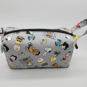 Charlie Brown & Friends Zipper Box Pouch: Handmade Cotton Travel Bag