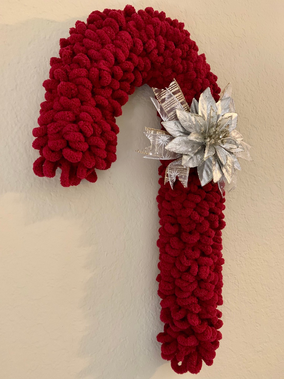 Yarn Candy Cane Wreath Etsy