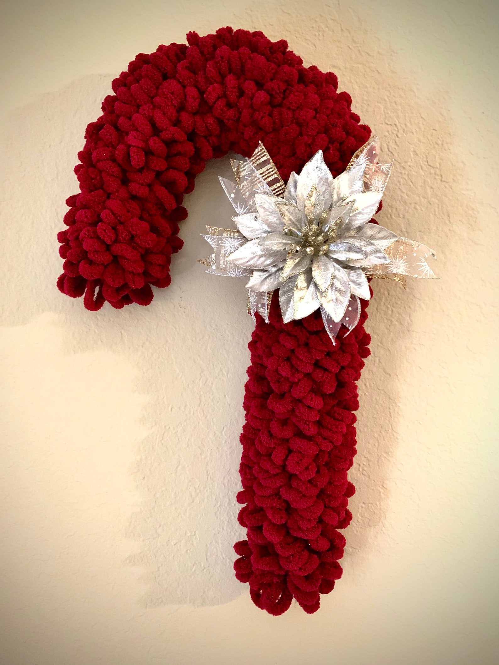 Yarn Candy Cane Wreath Etsy