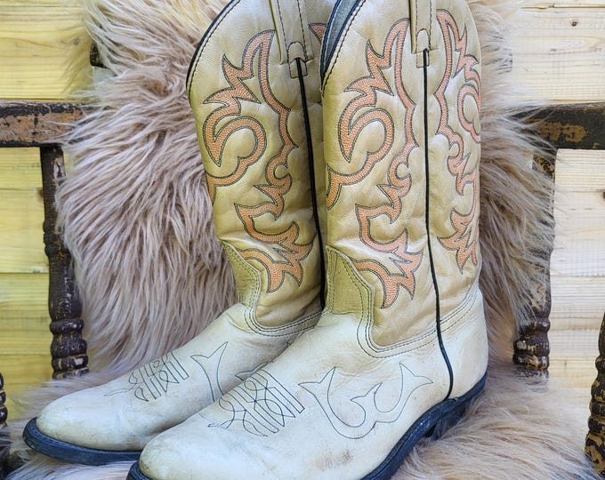 Vintage Bullrider Cream Leather Cowboy Boots | Embroidered Boots | Size 8.5 | Made in Canada