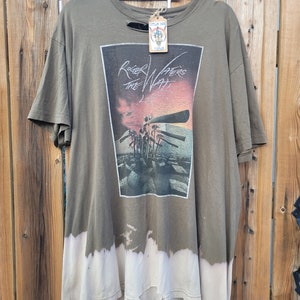 Dip Dye Bleach Roger Waters Tee