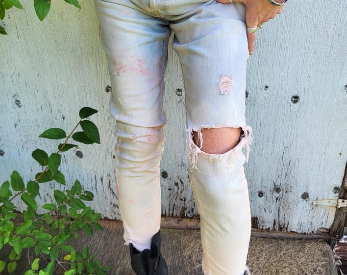 Upcycled Bleached & Dyed Levis