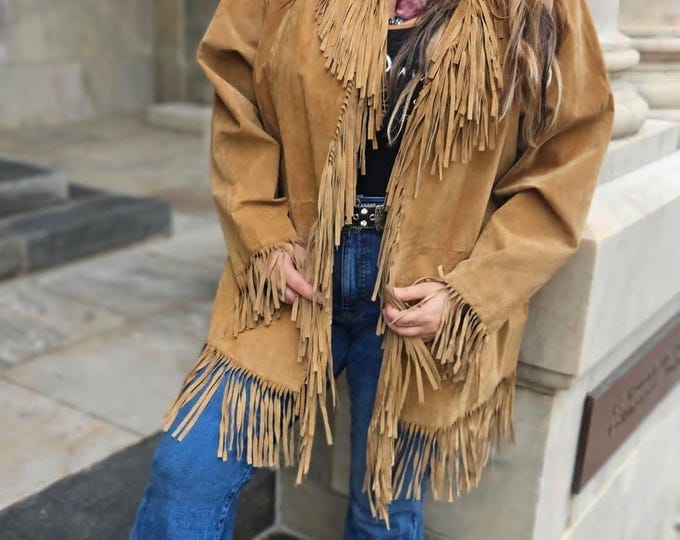 Vintage 90s Tan Suede Fringe Duster Jacket – Western Boho Style (L/XL)