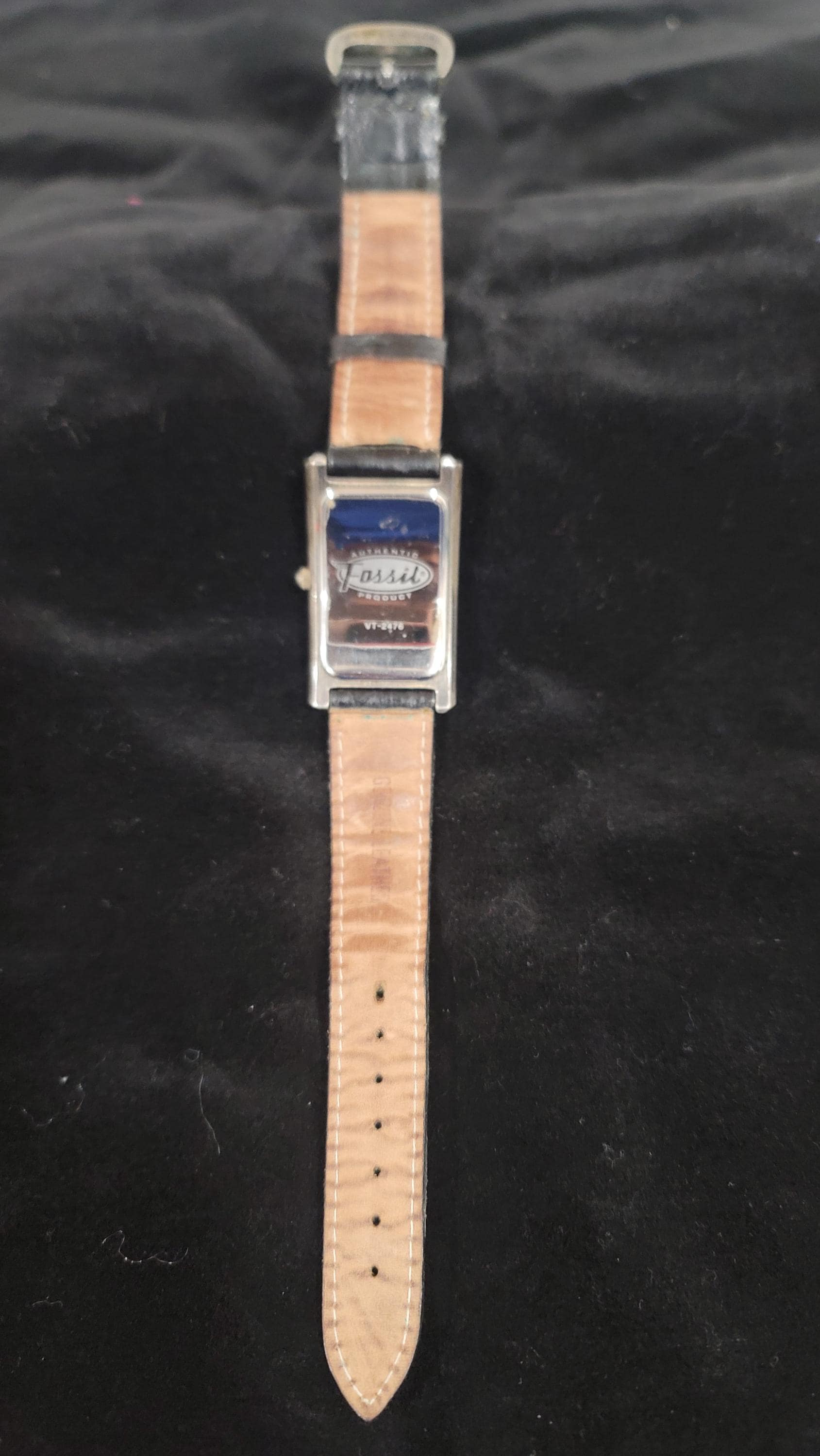 Vintage Fossil Art Deco Tank 26mm Watch Silver Tone Square 1990s New Battery Fossil Tank Watch | eBay main image 4