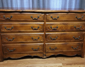 ETHAN ALLEN Country French 60" Double Dresser 26-5302