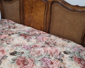 Floral Cotswold Complete 9 piece Comforter Set Pre-Owned