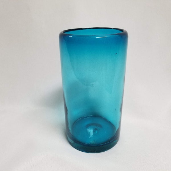 1 Hand Blown Water Glass - Solid Turquoise