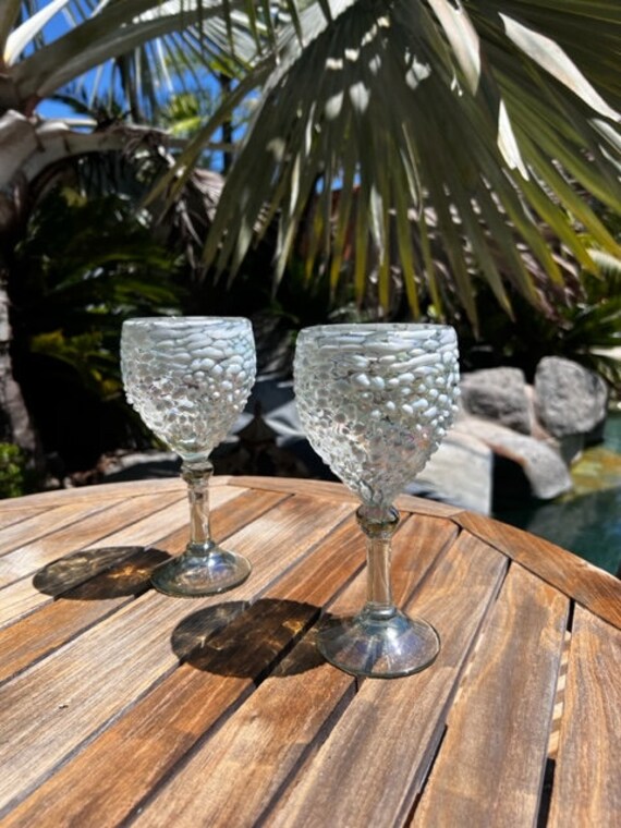 6 Hand Blown Wine Glasses - White Graniti
