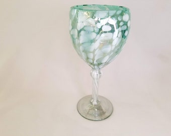 10 Hand Blown Wine Glasses - Aegean Green