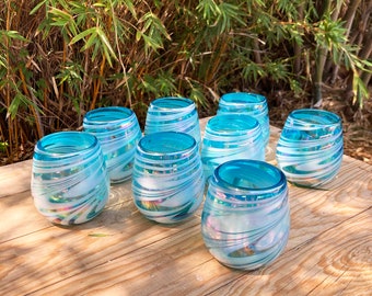 8 Stemless Wine Glasses - Turquoise/White Swirl
