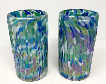 2 vasos de agua soplados a mano - Azul Egeo Iridiscente