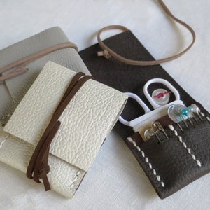 Mini Sewing Kit - travel size –