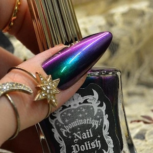 Corvidae Nail Polish - Green to Magenta Purple Chameleon Colorshift Topper