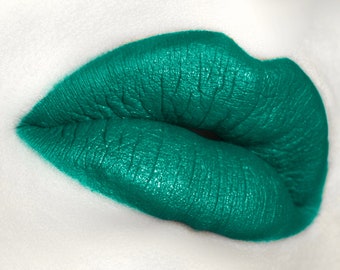 Garden Satin Liquid Lipstick - Bright Medium Green