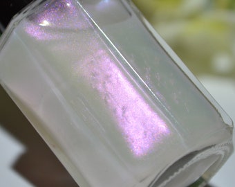 Esmalte de uñas Raspberry Frost - Capa superior iridiscente rosa intenso violeta