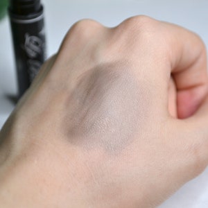 The Shallows Tinted Lip Balm Sheer Smoky Black image 3