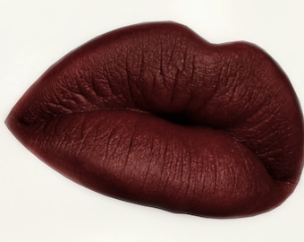 1940 Satin Liquid Lipstick - Dark Red