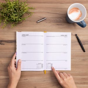 2027 Diary A5 Week to View 2026 Diaries Year Organiser Calendar Highland Cow image 5