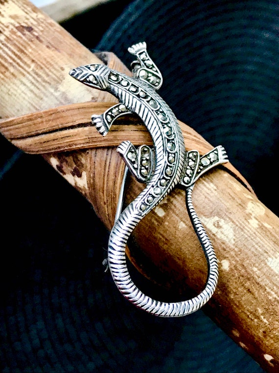 Broche Vintage Lézard En Argent Et Marcassite - Occasion - Manque 3 Pierres - Très Belle